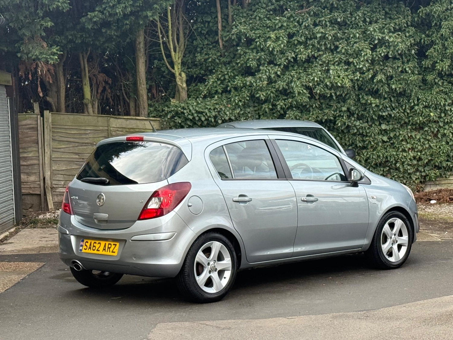 Used Vauxhall Corsa 2012 for sale - 77670860: Photo 3