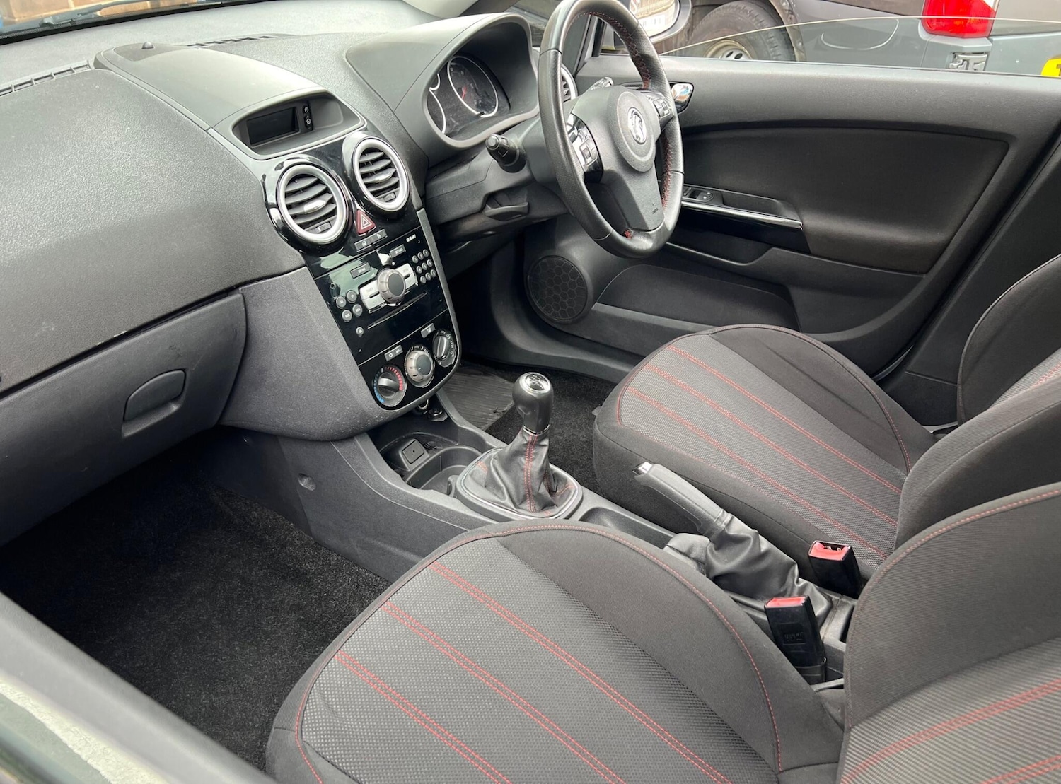 Used Vauxhall Corsa 2012 for sale - 77670860: Photo 5