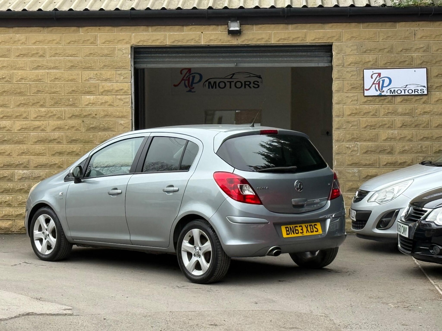 Used Vauxhall Corsa 2013 for sale - 77970506: Photo 4