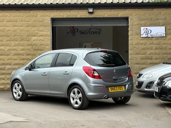 Used Vauxhall Corsa 2013 for sale - 77970506: Photo