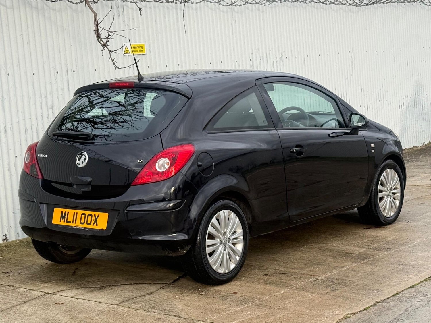 Used Vauxhall Corsa 2011 for sale - 76715042: Photo 4