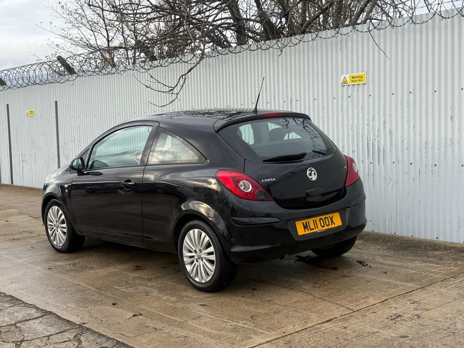 Used Vauxhall Corsa 2011 for sale - 76715042: Photo 5