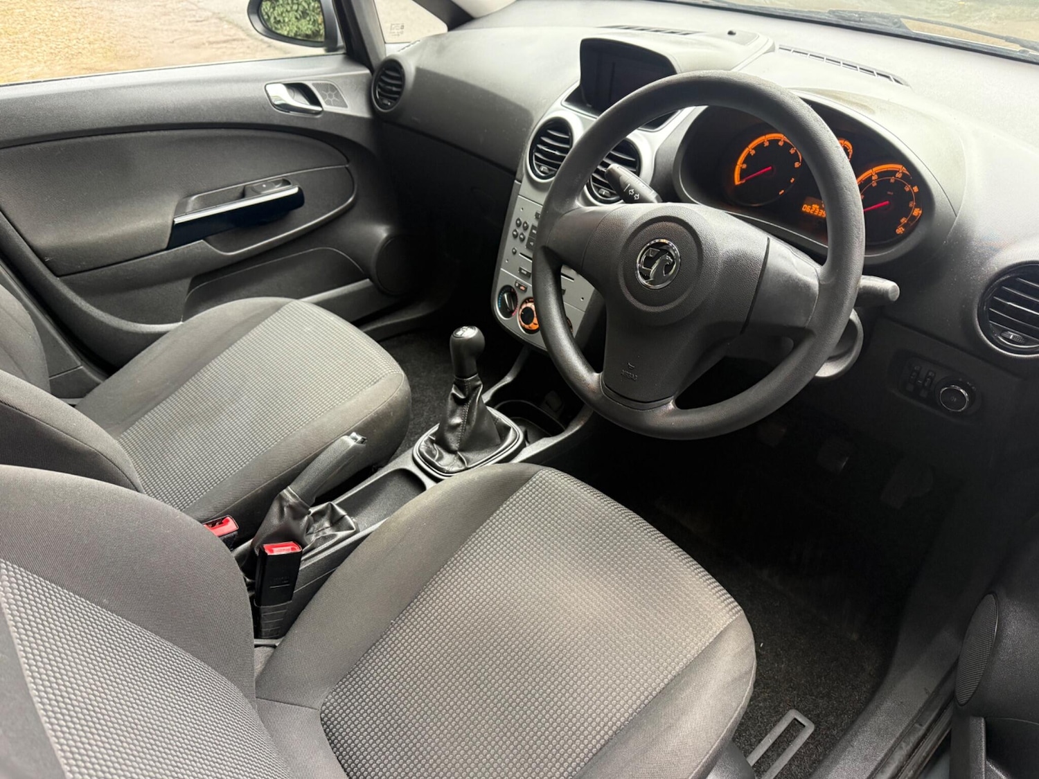 Used Vauxhall Corsa 2012 for sale - 77331587: Photo 6