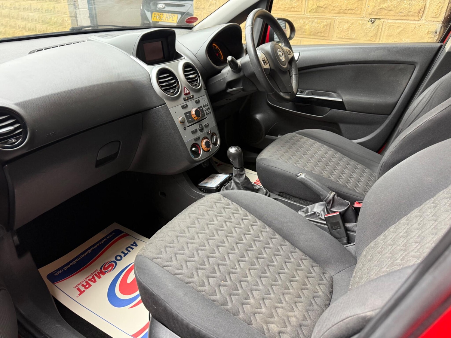 Used Vauxhall Corsa 2013 for sale - 77479502: Photo 5