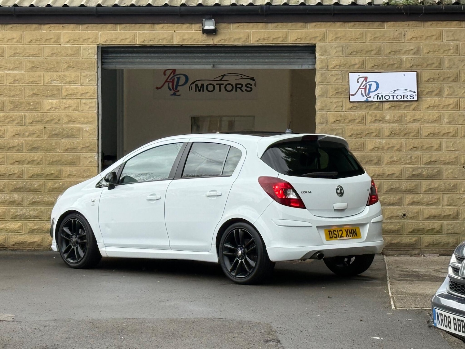 Used Vauxhall Corsa for sale - 77682901: Photo 5