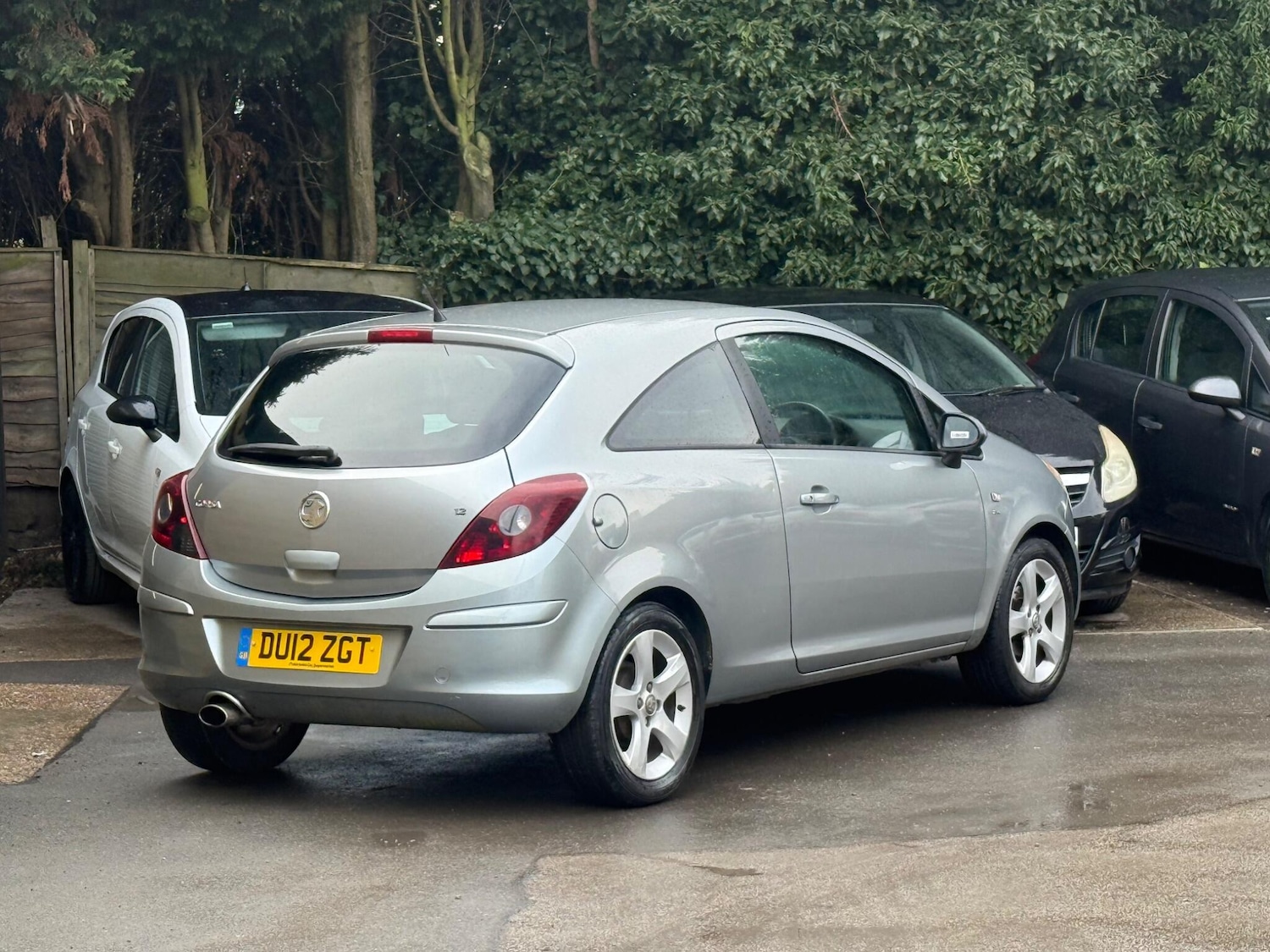 Used Vauxhall Corsa 2012 for sale - 77696166: Photo 2