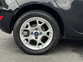Used Ford Fiesta 2011 for sale - 75637346: Photo
