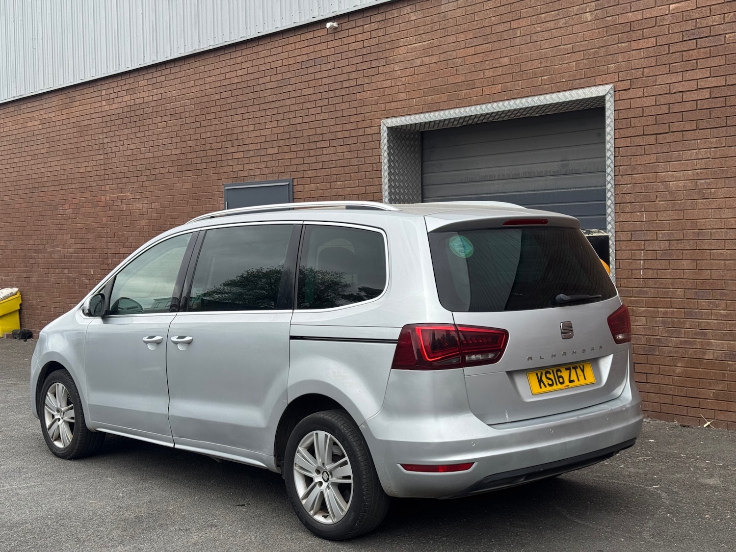 Vehicle 29