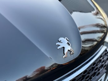 Used Peugeot 208 2014 for sale - 75740623: Photo