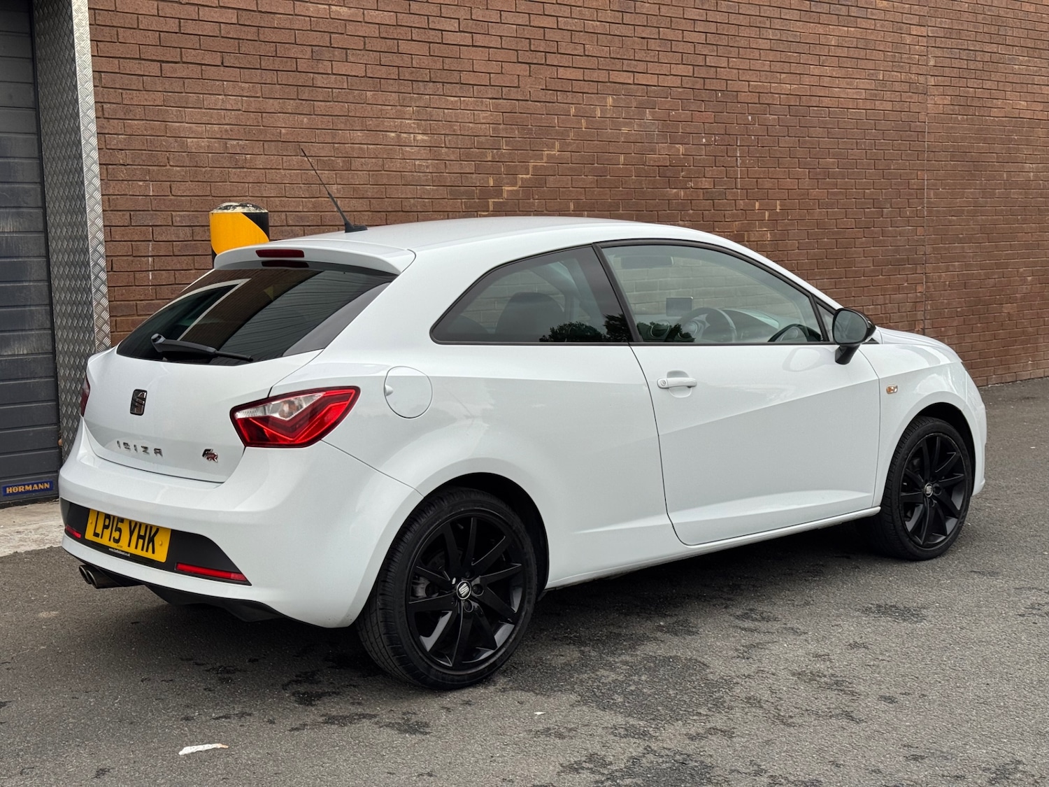 Vehicle 28