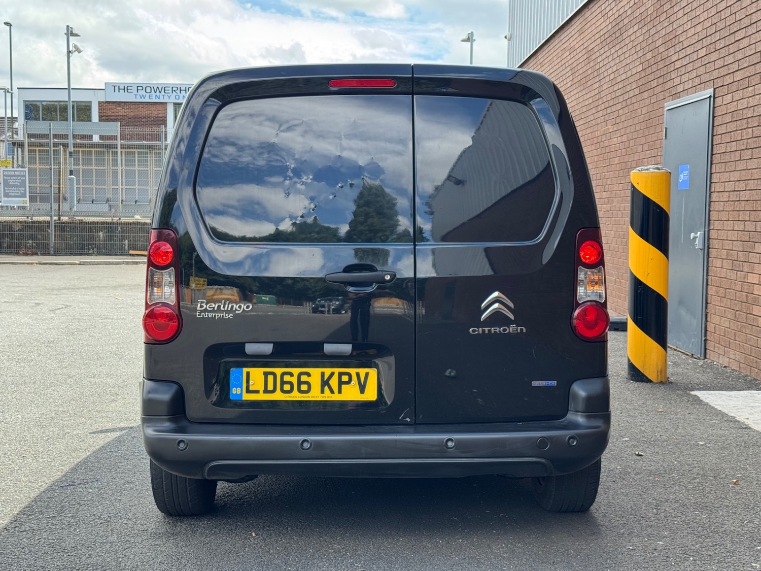Vehicle 21