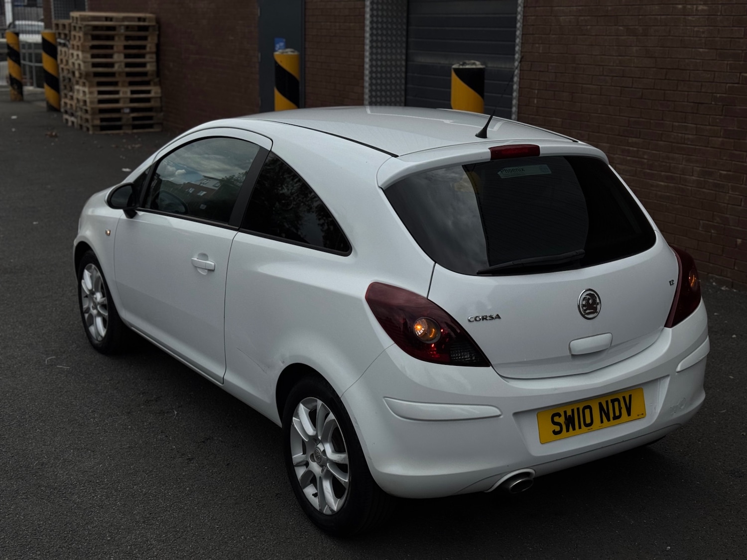 Vehicle 28