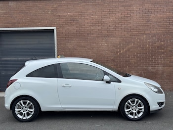 Used Vauxhall Corsa 2010 for sale - 75753597: Photo