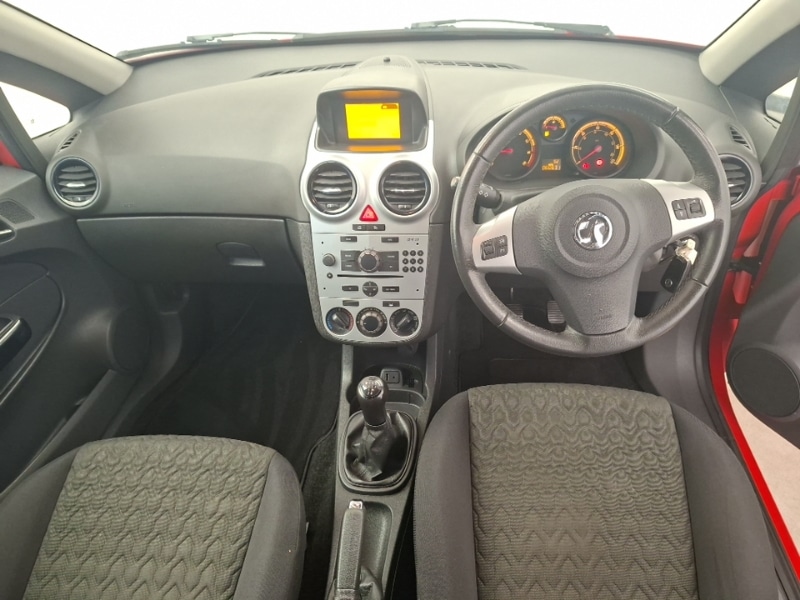 Used Vauxhall Corsa 2013 for sale - 77975022: Photo 2