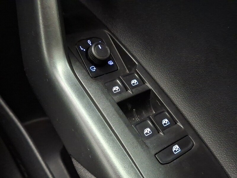 Used Volkswagen Polo 2022 for sale - 77623547: Photo 18