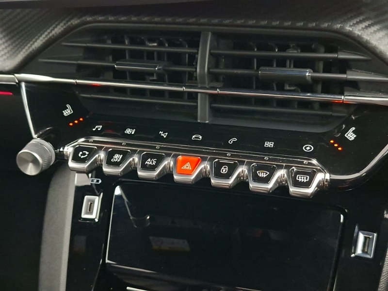 Used Peugeot 2008 2020 for sale - 77208941: Photo 13