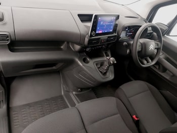 Used Citroen Berlingo 2024 for sale - 76183273: Photo