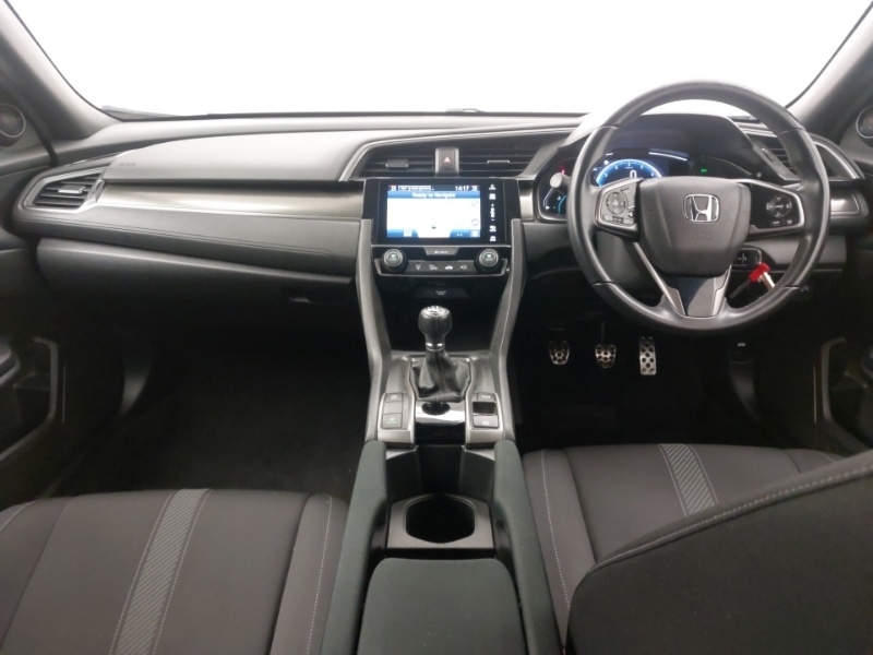 Used Honda Civic 2019 for sale - 76543571: Photo 2