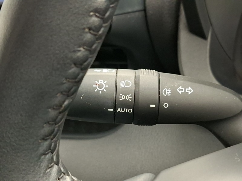 Used Toyota Yaris 2023 for sale - 77448258: Photo 18