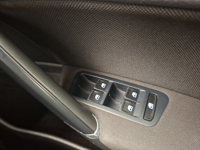 Used Volkswagen Golf 2018 for sale - 77062556: Photo 19