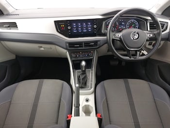 Used Volkswagen Polo 2019 for sale - 75463348: Photo