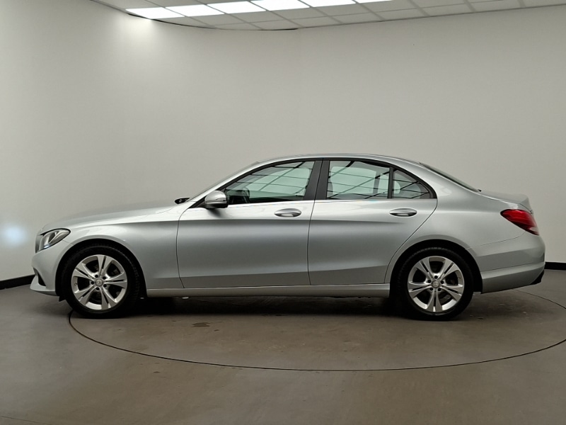 Used Mercedes-Benz C Class 2016 for sale - 77385872: Photo 4
