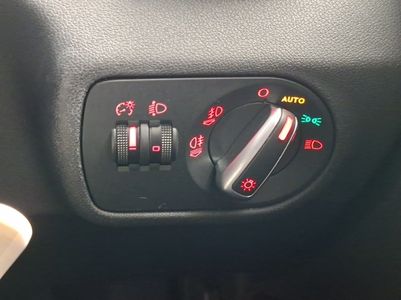 Used Audi A1 2015 for sale - 78169570: Photo 13