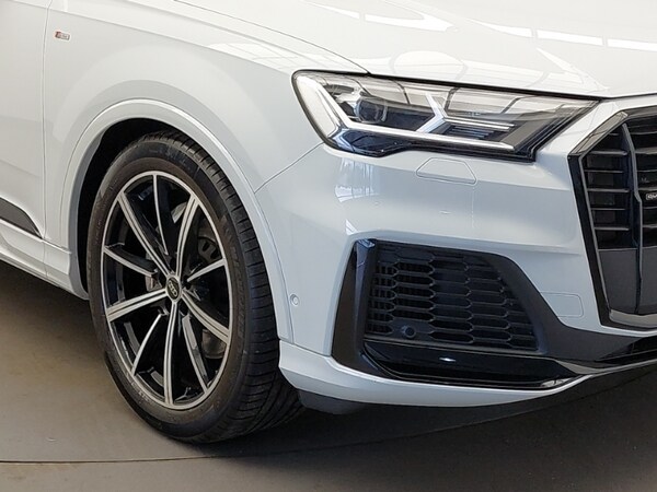Used Audi Q7 2022 for sale - 75633933: Photo 9