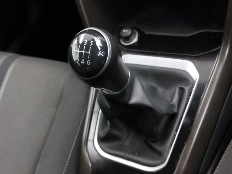 Used Volkswagen T-Roc 2019 for sale - 76822306: Photo 12