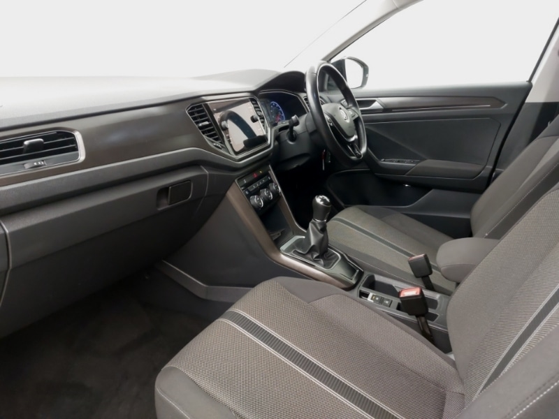 Used Volkswagen T-Roc 2019 for sale - 76822306: Photo 5