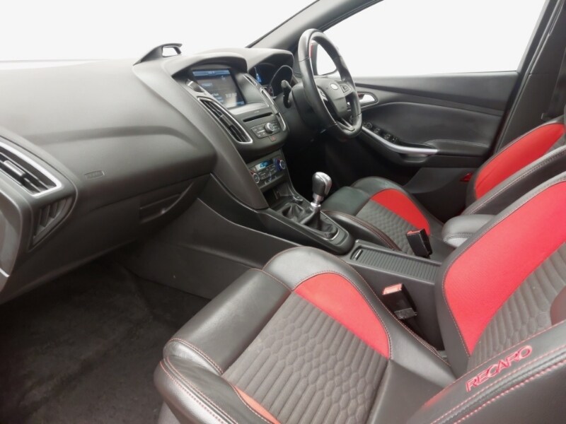 Used Ford Focus 2016 for sale - 76924985: Photo 5