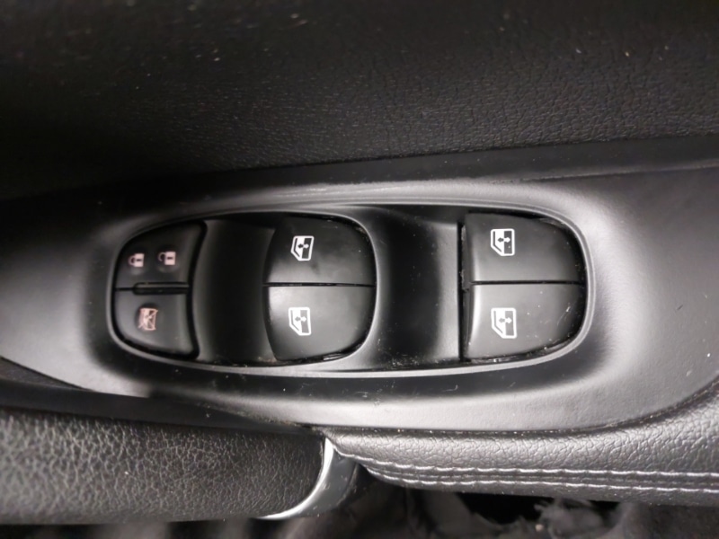 Used Nissan Qashqai 2018 for sale - 76571665: Photo 13