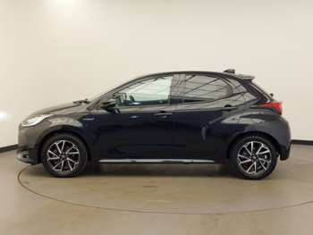 Used Toyota Yaris 2021 for sale - 74560395: Photo