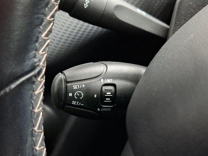 Used Peugeot 208 2017 for sale - 77371305: Photo 16