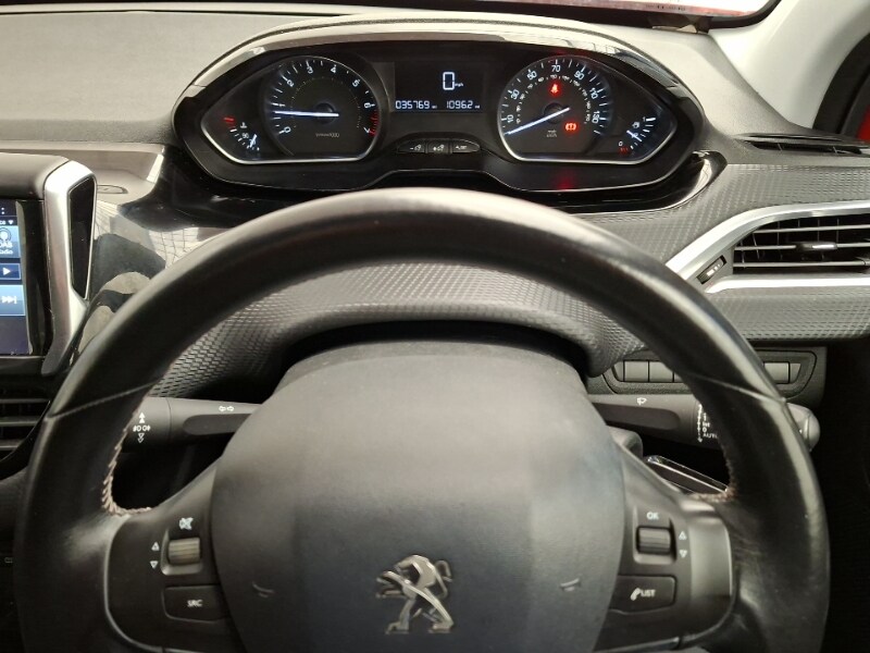 Used Peugeot 208 2017 for sale - 77371305: Photo 19