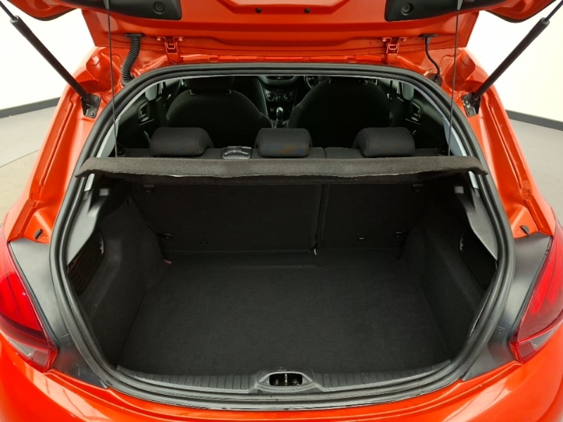 Used Peugeot 208 2017 for sale - 77371305: Photo 8