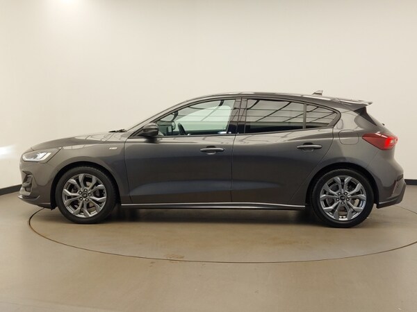 Used Ford Focus 2023 for sale - 75702244: Photo 4