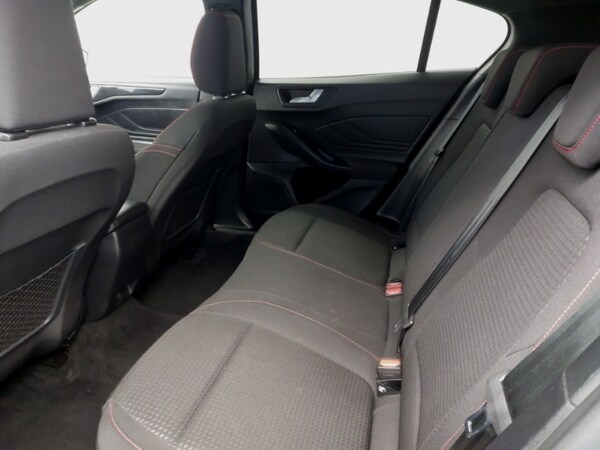 Used Ford Focus 2023 for sale - 75702244: Photo 6