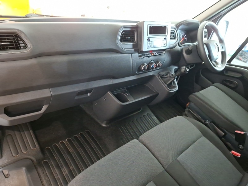 Used Renault Master 2023 for sale - 77352684: Photo 2