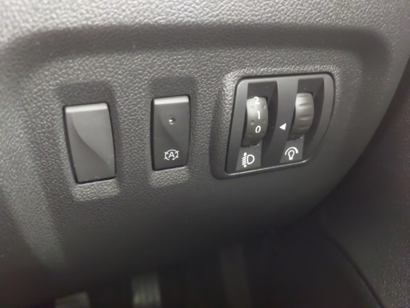 Used Renault Captur 2018 for sale - 76726330: Photo 18