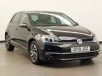 Used Volkswagen Golf 2019 for sale - 76537040: Photo