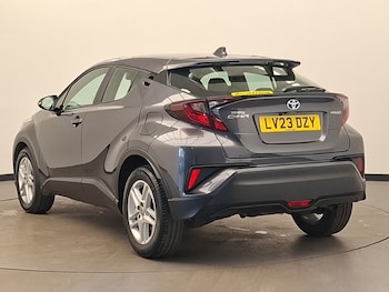 Used Toyota C-HR 2023 for sale - 78621778: Photo