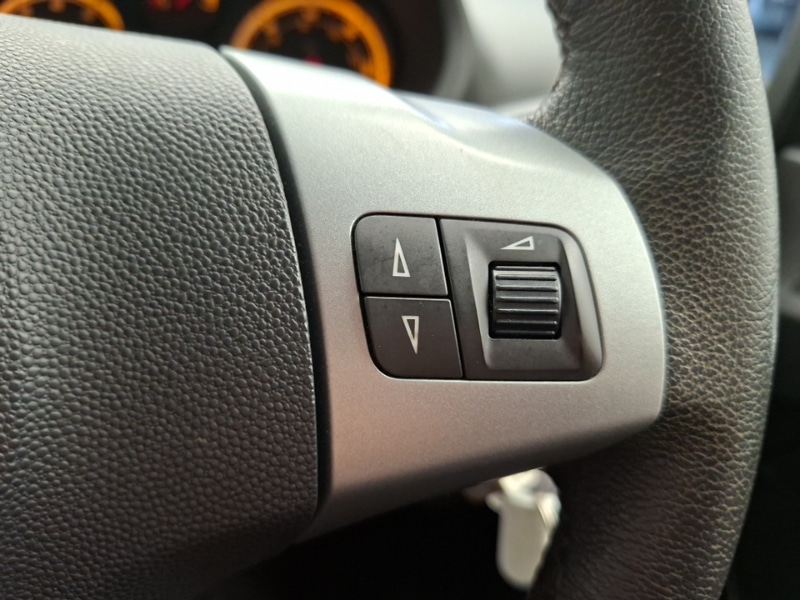 Used Vauxhall Corsa 2012 for sale - 78033137: Photo 17