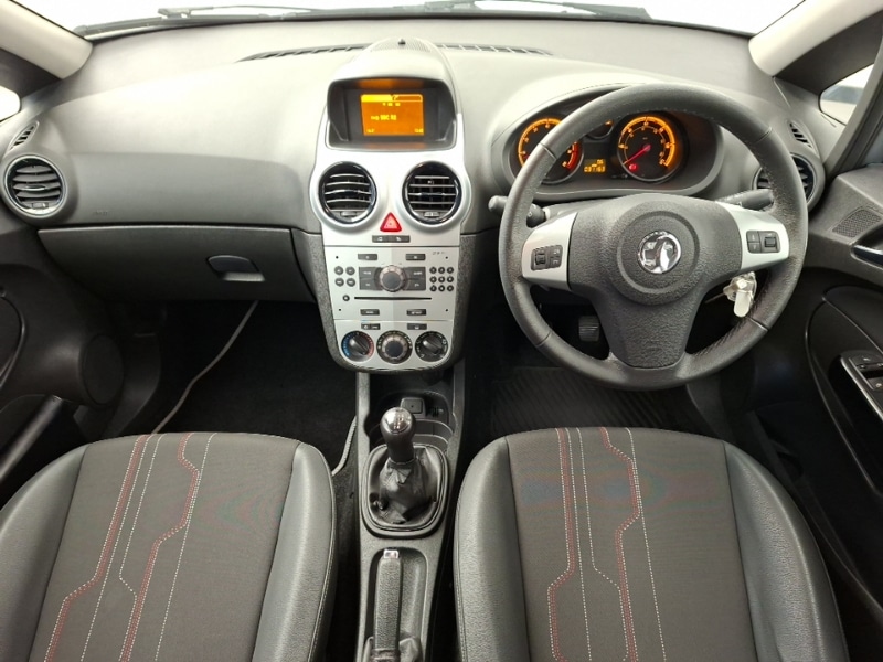 Used Vauxhall Corsa 2012 for sale - 78033137: Photo 2
