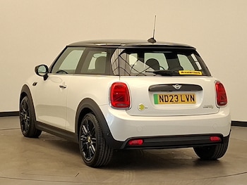 Used MINI Hatch 2023 for sale - 78617045: Photo