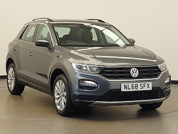 Used Volkswagen T-Roc 2018 for sale - 76225734: Photo