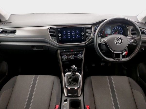 Used Volkswagen T-Roc 2018 for sale - 76225734: Photo 2