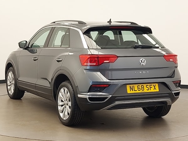Used Volkswagen T-Roc 2018 for sale - 76225734: Photo 3