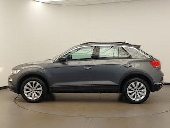 Used Volkswagen T-Roc 2018 for sale - 76225734: Photo