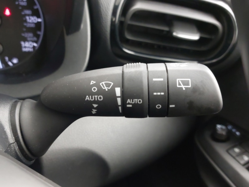 Used Mazda Mazda2 HYBRID 2024 for sale - 76579331: Photo 13